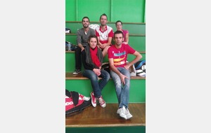 Encore un tournois bien sympa avec de bons matchs et comme a chaque fois avec une bonne ambiance.

Brice, Fanny,Séverine,Romain, Christophe et Sophie (qui n'est pas sur la photo. )