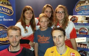 Les jeunes avec la paire danoise TdS4 :
Carsten MOGENSEN (à gauche) & Mathias BOE 