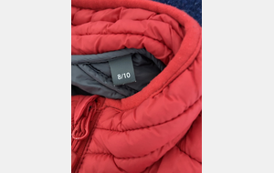 Doudoune rouge 8/10 ans